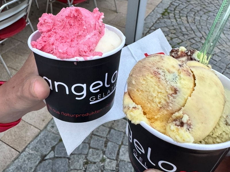 Größer anzeigen...